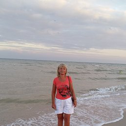 NADIIA, 54, 