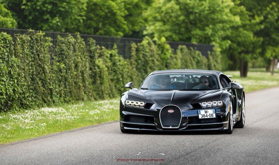 Bugatti Chiron - 3