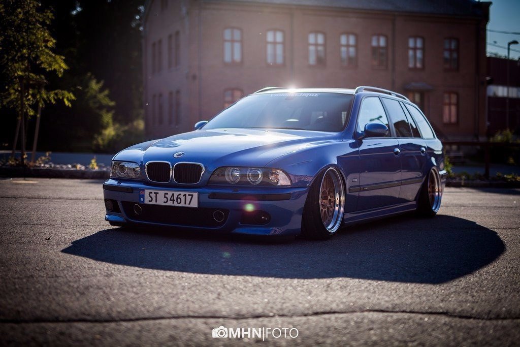 BMW e39 stance