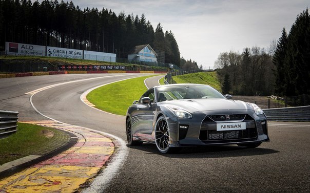 Nissan GT-R R35