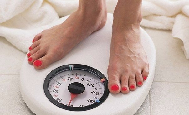 23 совета для похудения. За сутки пить не меньше 2х литров жидкости. Из алкоголя только немного ...