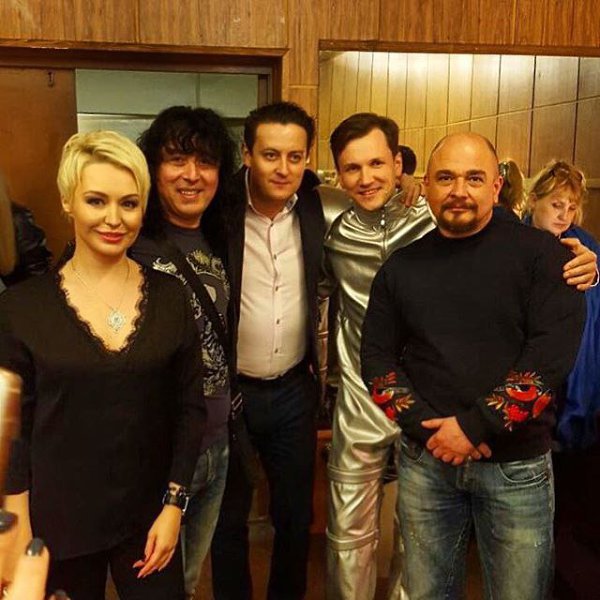 Перед весёлым концертом! @zvezdatrof @miasnikov.s @yarushinstanislav @andreyaleksin