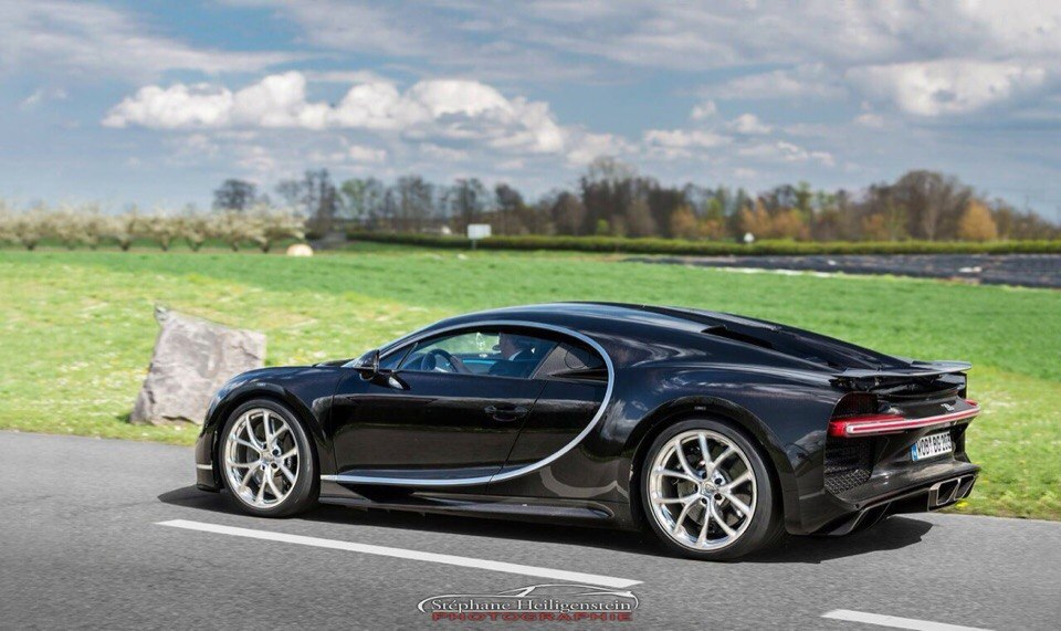 Bugatti Chiron - 5