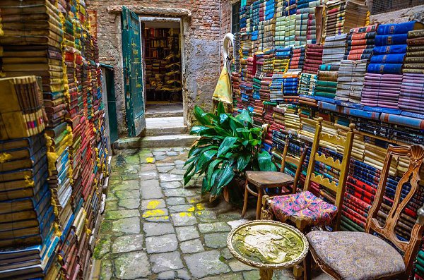 Libreria Acqua Alta или книжная лавка с душой.Букинистический магазин Libreria Alta Acqua – ... - 2