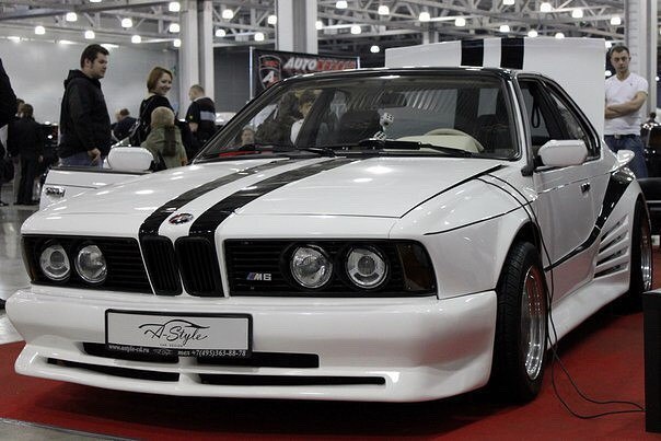 ׸ BMW 6 series E24