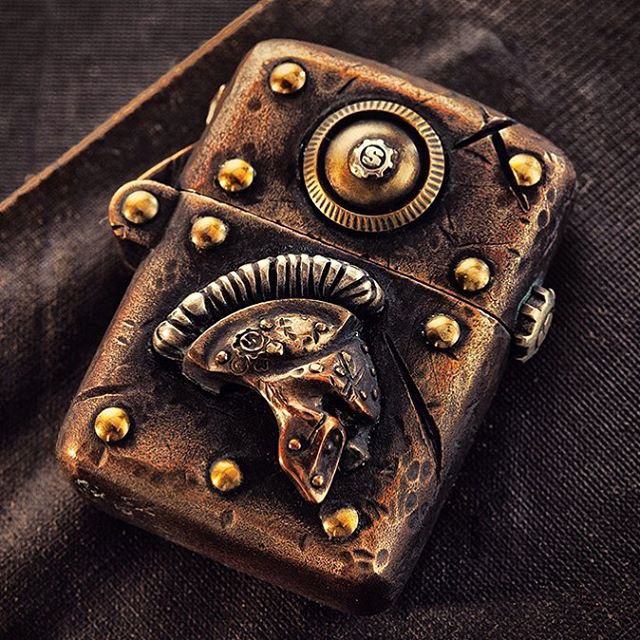   Zippo - 2