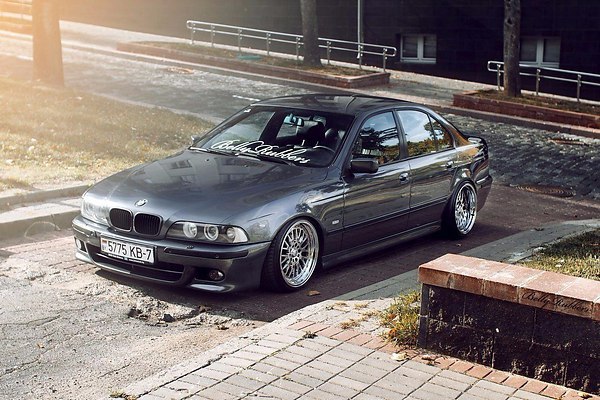 BMW 5 series E39