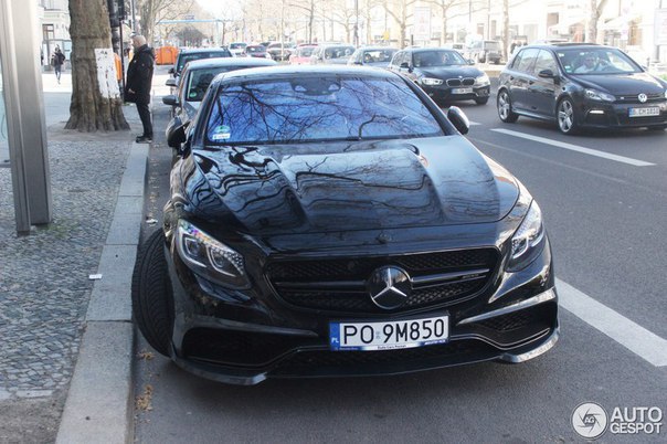 Mercedes-Benz S-Class Coupe - 4