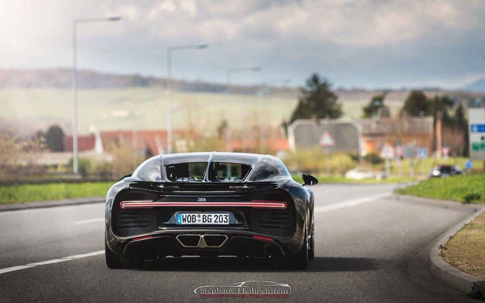 Bugatti Chiron - 7