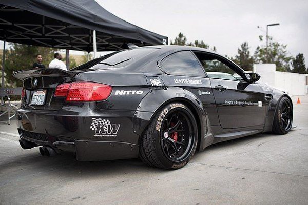 BMW M3 E92 Wide-body kit