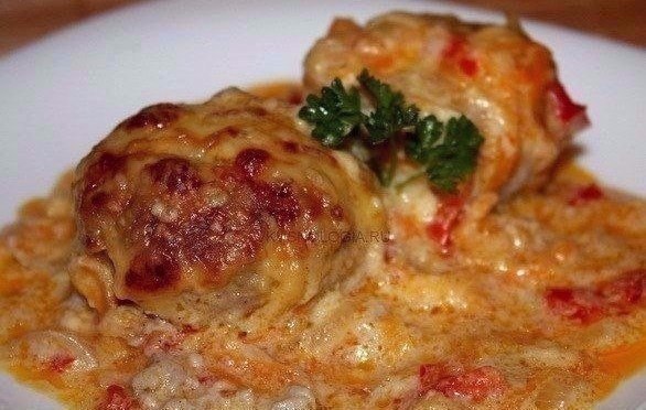 Очень простые и обалденно вкусные тефтели.Ингредиенты:300 гр. фарша5 средних сырых картофелин1 ...