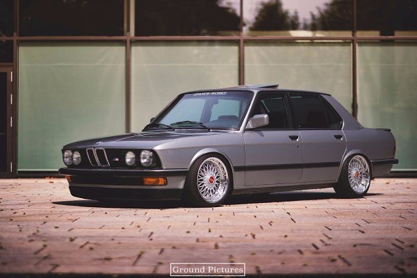 BMW e28