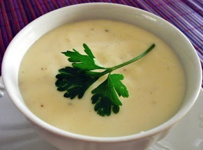 Соусы — вкусные и всеми любимые.1. Тот самый сацебелиИнгредиенты:Томатная паста (густая) — 200 гВода ...