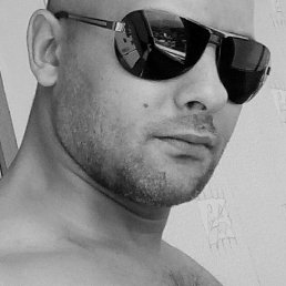 Mihail, 41, 