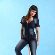 Julia, 41 , 