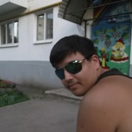 Олег, 30, Чапаевск
