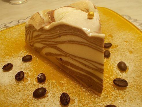 Десерты с ЖЕЛАТИНОМ.1. Мраморное суфлеИнгредиенты:Творог жирный ( творожная масса ) – 400 гСметана ... - 4