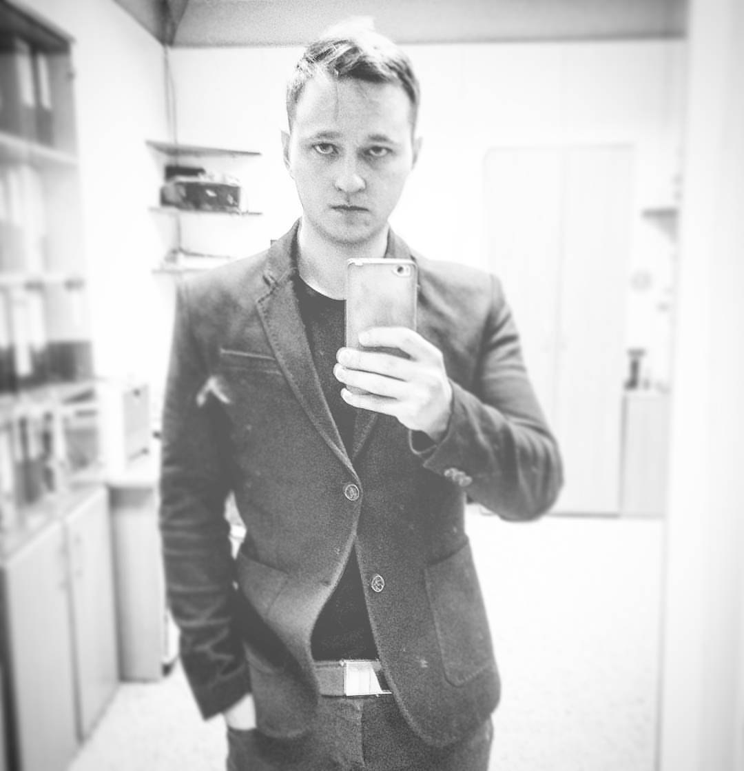   , ,    # # @ . 
