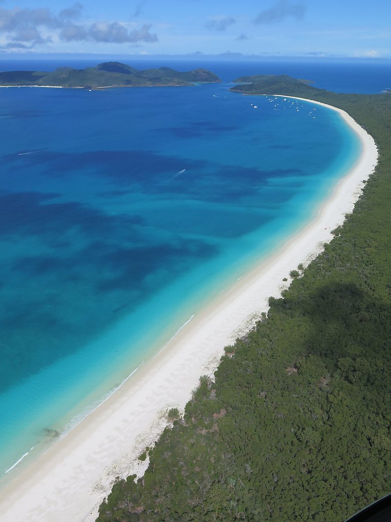 .  Whiteheaven Beach.    . 7      ... - 2