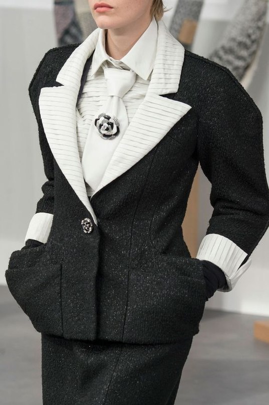 Chanel - 3
