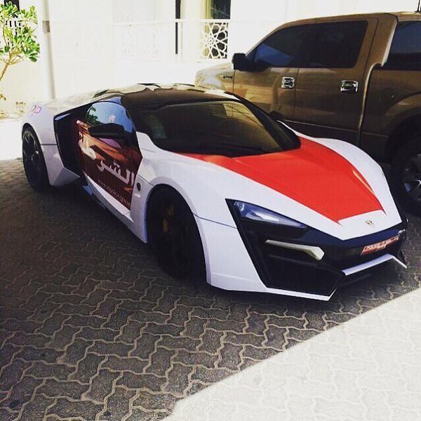  -   Lykan Hypersport  $3,4 .   770 , 1000  ...