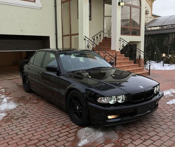 E38 750I