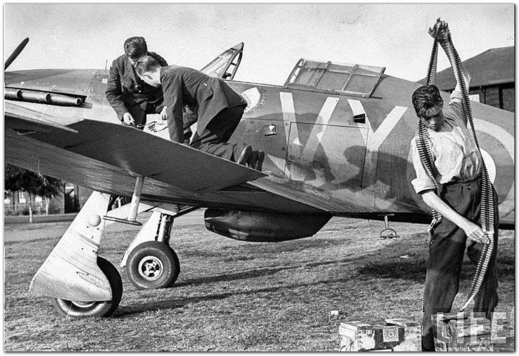      .   Hawker Aircraft Ltd.  1934 . ... - 4