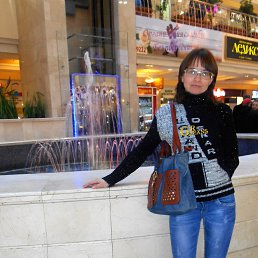 Viktori@, 44, 