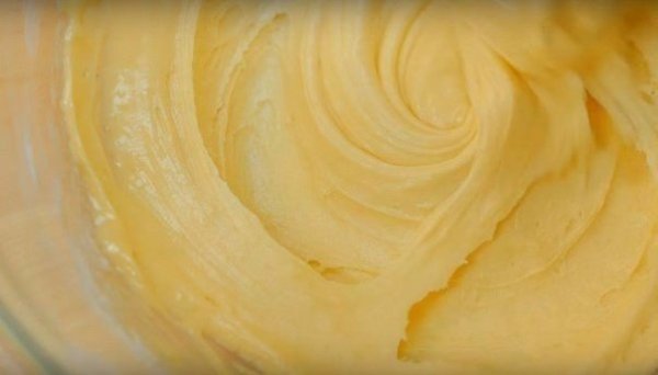 Ты больше не захочешь готовить оладьи иначе! Золотой рецепт. Вкусные пышные оладьи Ингредиенты: 5 ... - 3