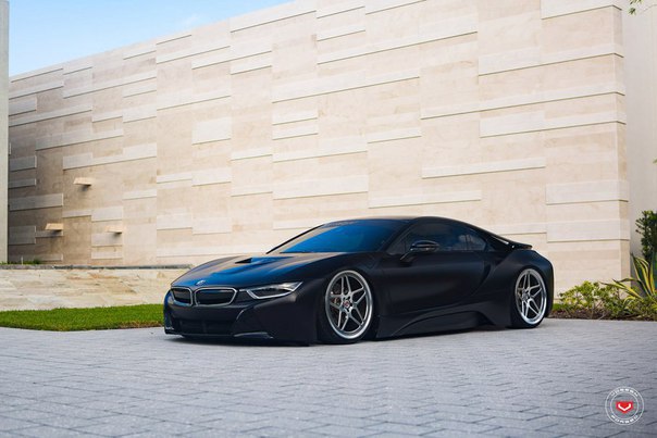 BMW i8 - 8