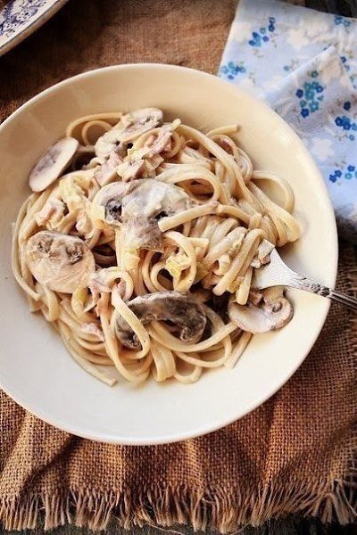 Подборка вкуснейших рецептов пасты! 1. Паста, запечённая с овощами и хлебом Ингредиенты Для соуса: ... - 2