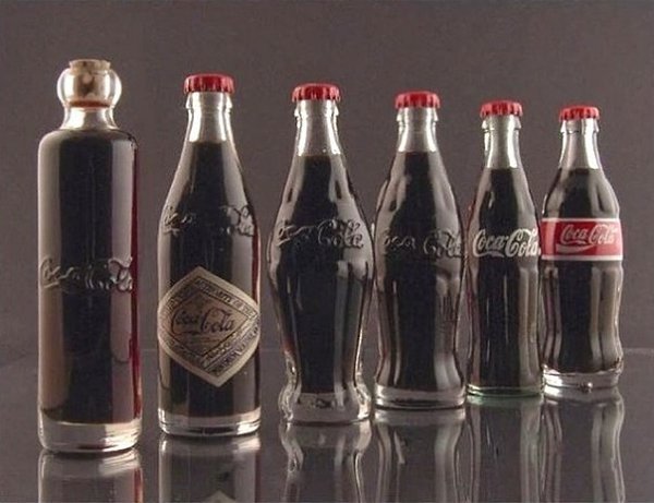   Coca-Cola (-: 1899, 1900, 1915, 1916, 1957, 1986 .)