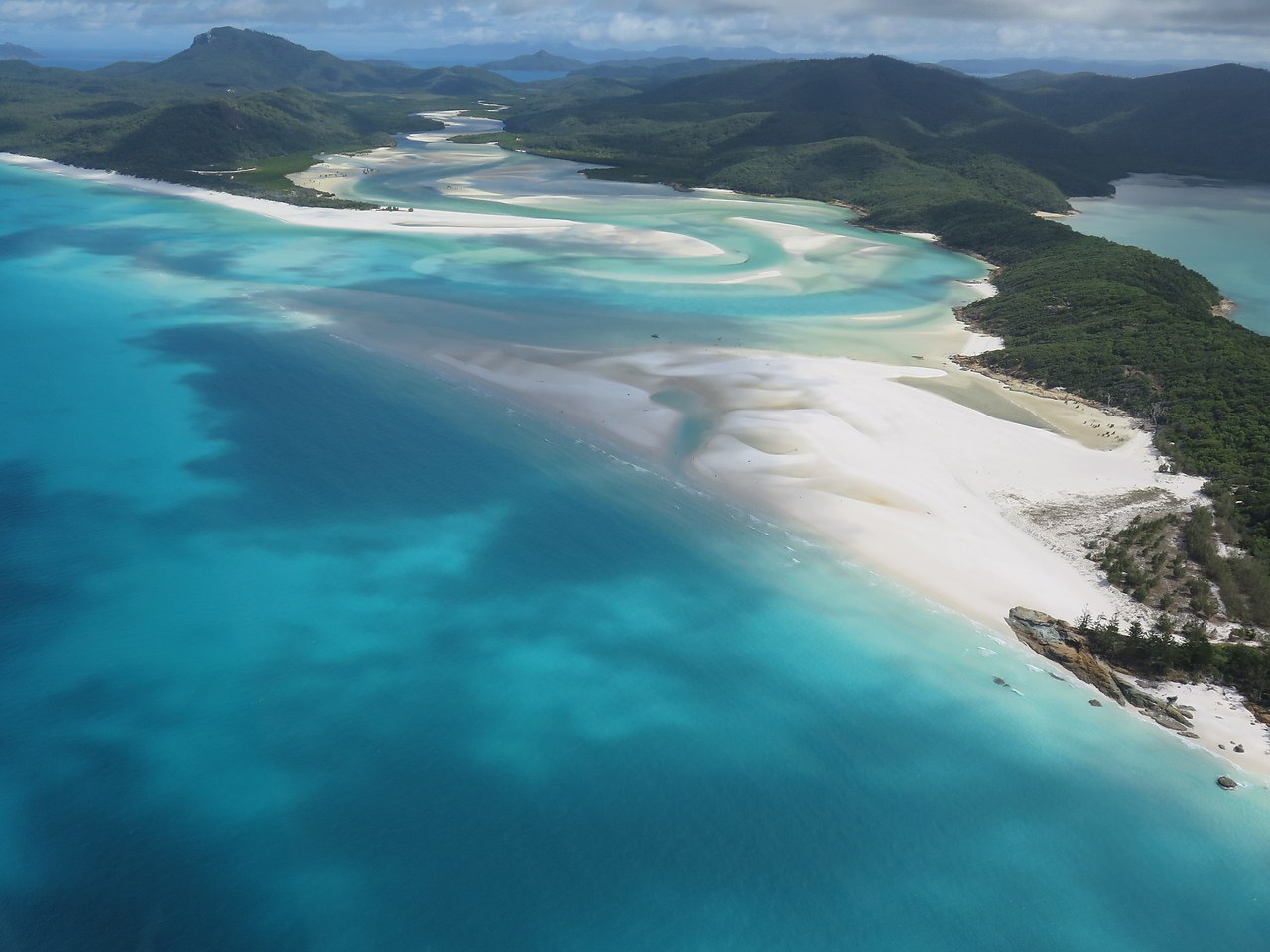 .  Whiteheaven Beach.    . 7      ...