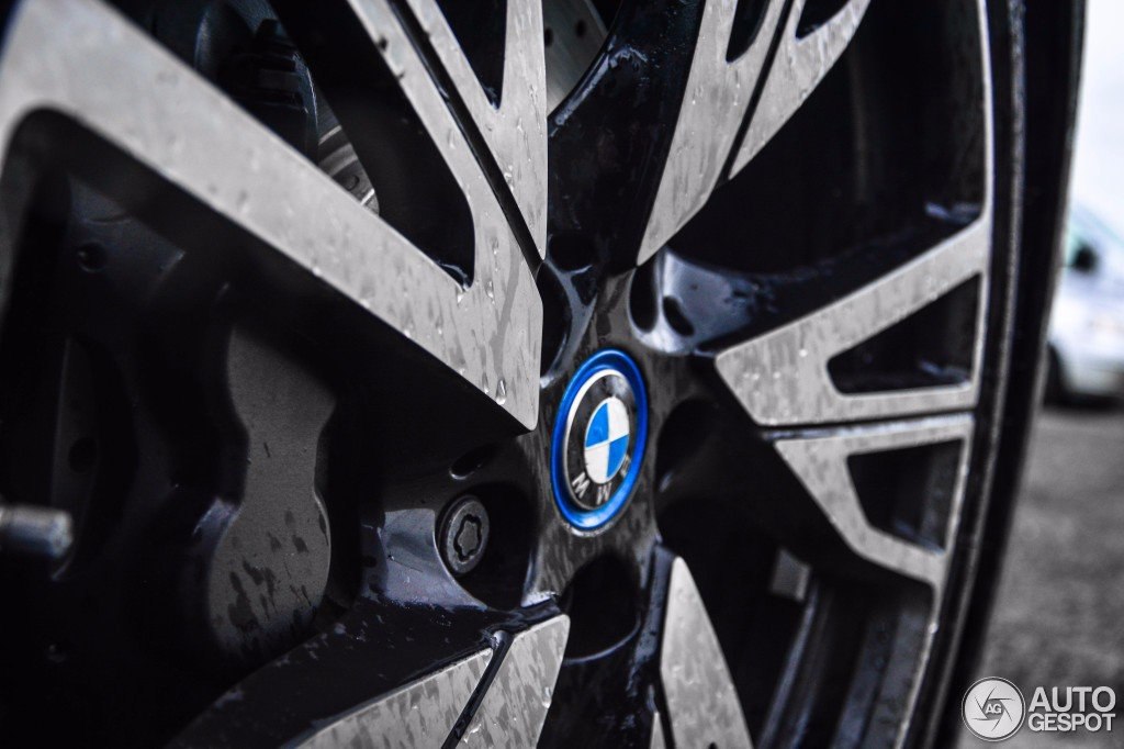 BMW i8 - 4