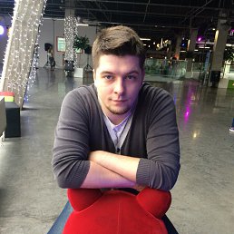 Dmitriy, 32, 