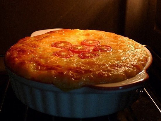 Картофельная запеканка с сыром и луком .Ингредиенты: Картофель — 750 г Сливочное масло — 40 гЛук ... - 3