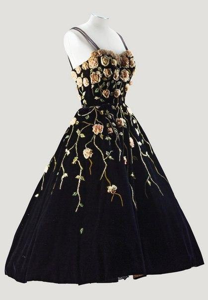    Balmain 1953 . - 2