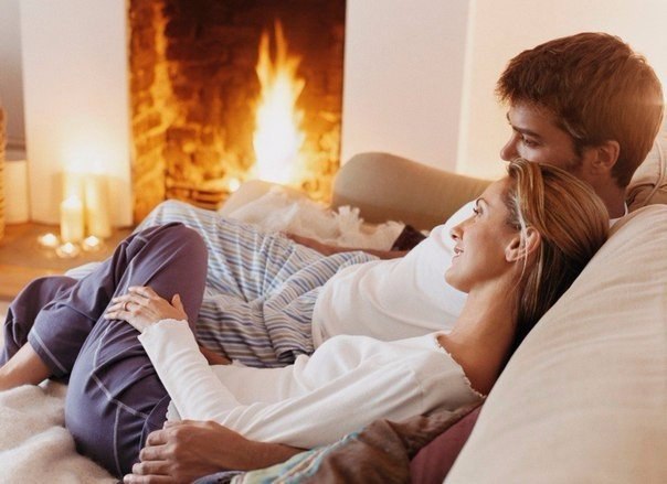 it's divine! - это божественно! to cuddle up to him/her - прижиматься к нему/к ней to sit side by ...