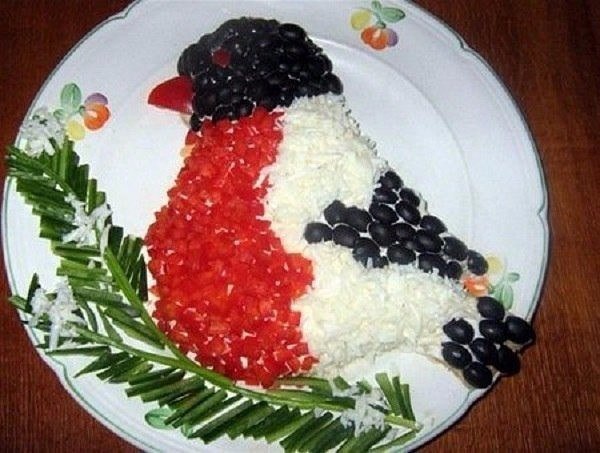 Топ-9 вкуснейших салатов к новогоднему столу.1) Салат