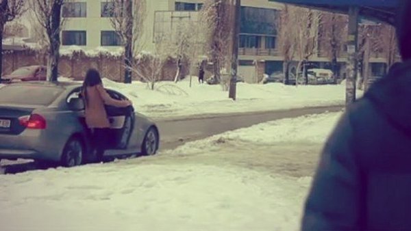- Знаешь, что самое страшное в.жизни? - Не успеть