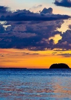 Солнце уходит лишь для того, чтобы наступил новый день.