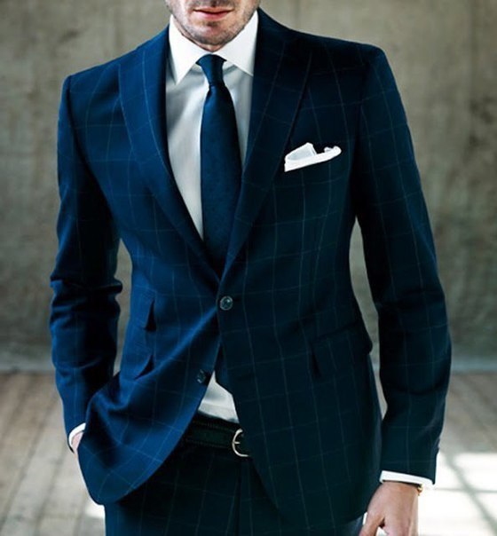 КАК РАЗВИТЬ И СОХРАНЯТЬ ХЛАДНОКРОВИЕ.1. Старайтесь не драматизироватьНикогда не раздувайте проблемы. ...