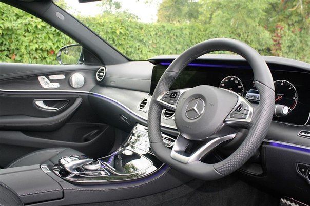 Mercedes E350 d AMG Line - 2