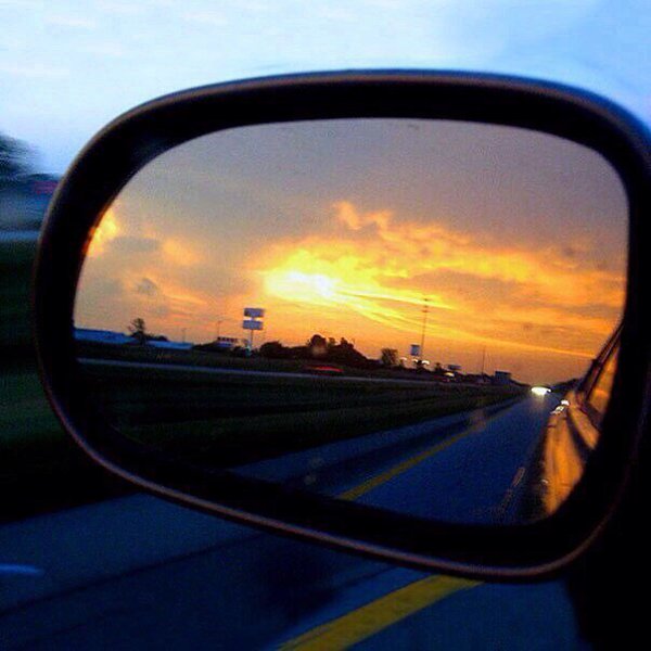 Нельзя вечно ждать подходящего момента. Нужно создать его самому. - 4