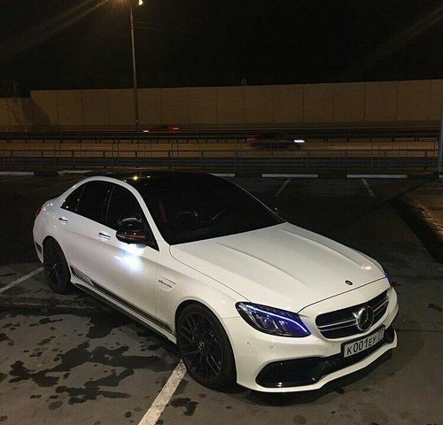 Mercedes-AMG C63