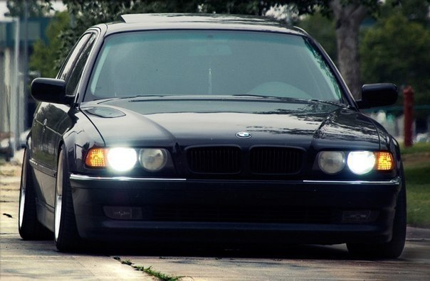  | BMW - 22  2017  22:16