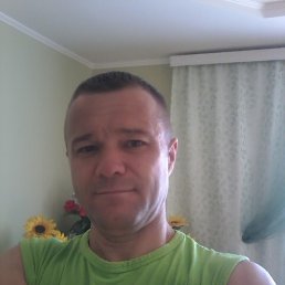 Ivan, 48, 
