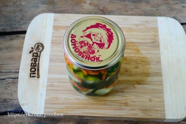 Огурцы по-корейски на зиму (простой рецепт).Ингредиенты:Огурцы — 2 КилограммаМорковь — 500 ... - 10