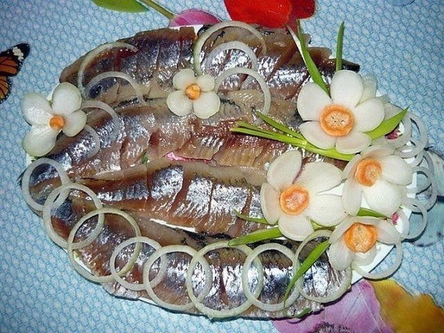 Вкусная и быстрая селедка в маринаде.Предлагаю вам приготовить вкуснейшую селедку по моему рецепту. ...