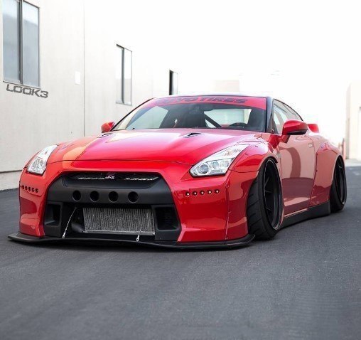 Nissan GTR